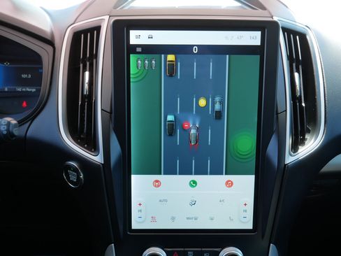 Used 2024 Ford Edge SEL w/ Convenience Package image 22