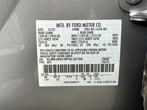 Used 2023 Lincoln Aviator Black Label AWD/4WD image 33