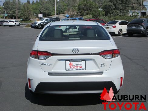 New 2026 Toyota Corolla LE image 3