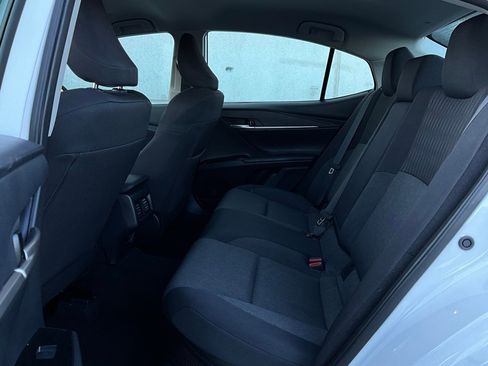 Used 2025 Toyota Camry LE image 11