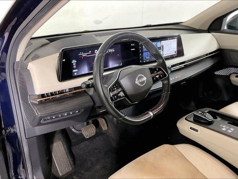 Used 2023 Nissan Ariya FWD image 14