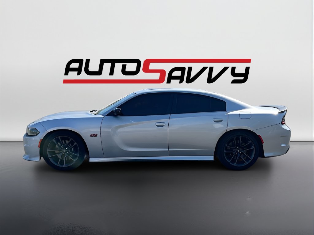 Used 2023 Dodge Charger Scat Pack w/ Navigation & Travel Group RWD image 4