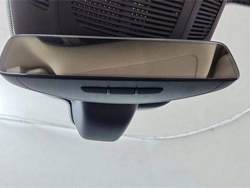 Used 2025 Mercedes-Benz GLE 350 4MATIC w/ AMG Line Exterior image 55