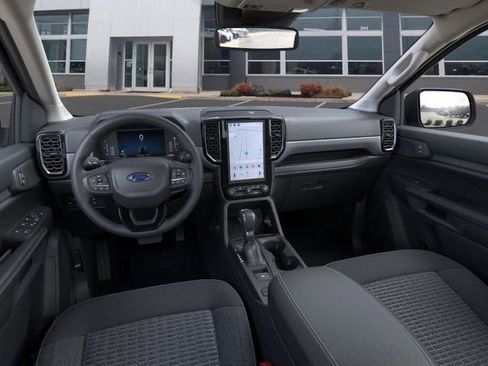 Used 2025 Ford Ranger XLT w/ FX4 Off-Road Package image 9