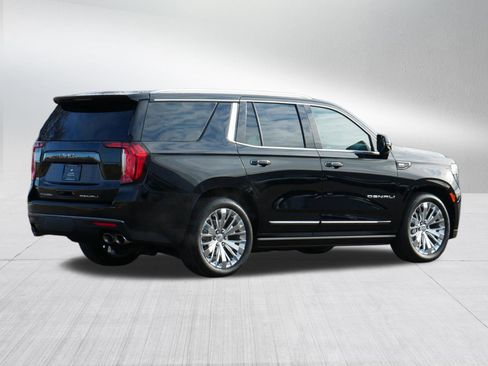 Used 2024 GMC Yukon Denali Ultimate AWD/4WD image 5