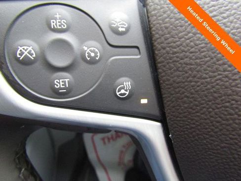 Used 2023 GMC Acadia SLT w/ Technology Package FWD image 16