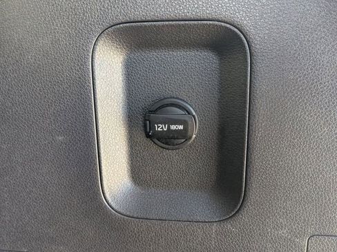 Certified 2024 Kia Carnival LX image 16