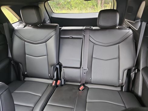 Used 2025 Cadillac XT5 Premium Luxury FWD image 18