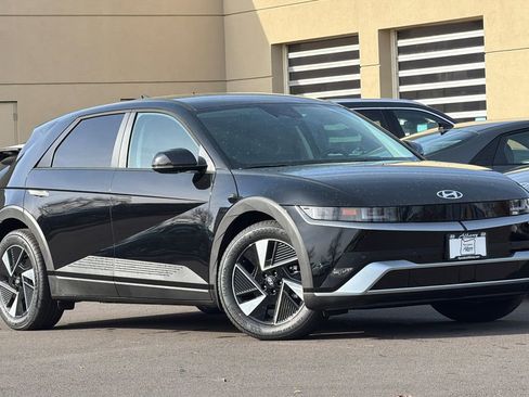 New 2026 Hyundai Ioniq 5 SEL image 2