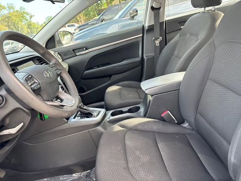 Used 2019 Hyundai Elantra SEL w/ Cargo Package FWD image 10