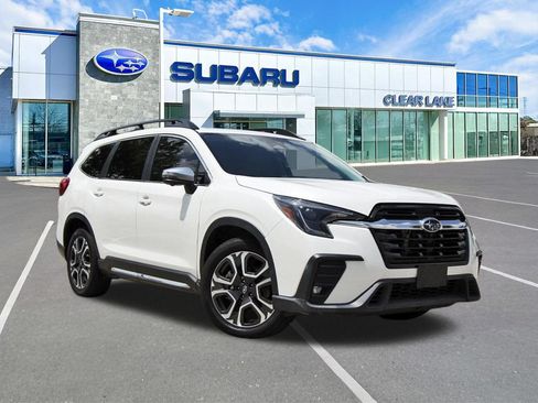Used 2023 Subaru Ascent Limited w/ Technology Package AWD/4WD image 1