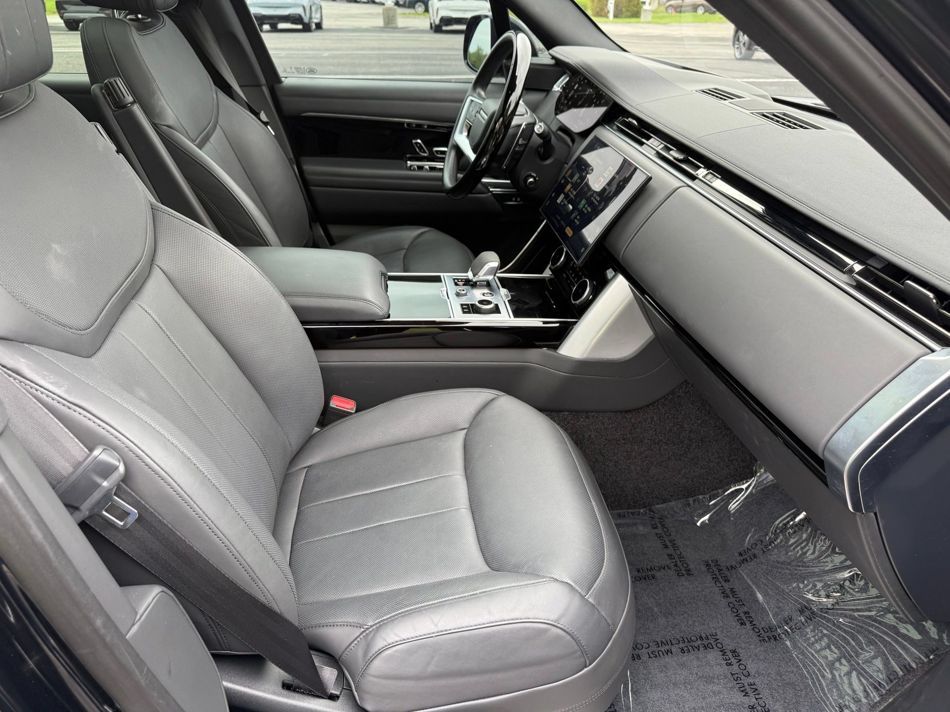 Certified 2023 Land Rover Range Rover SE AWD/4WD image 26
