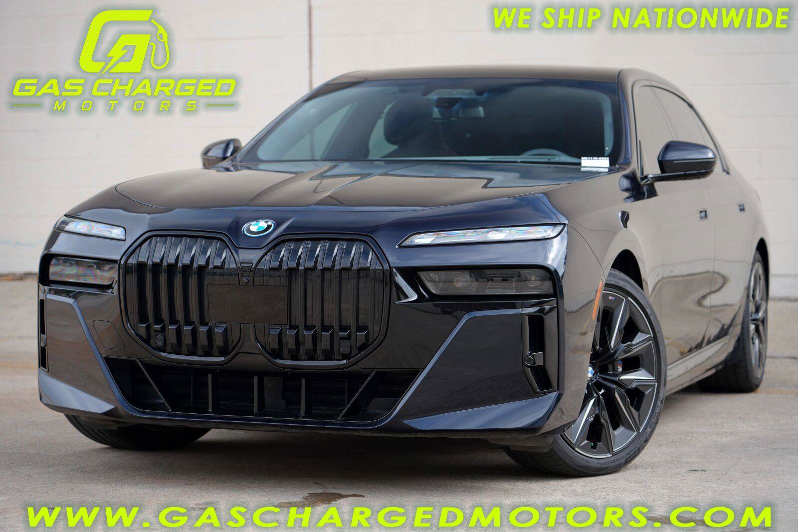 Used 2023 BMW i7 xDrive60 AWD/4WD image 1