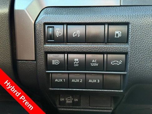 Used 2024 Toyota Tacoma TRD Off-Road w/ TRD Off Road Premium Package image 29