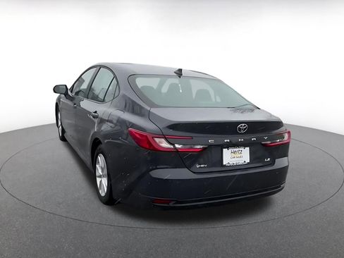 Used 2025 Toyota Camry LE image 11