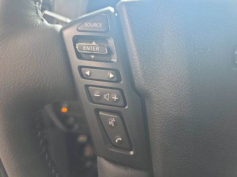 New 2026 Nissan Frontier SV w/ SV Convenience Package AWD/4WD image 16
