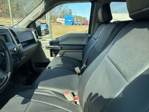 Used 2018 Ford F150 XLT image 15