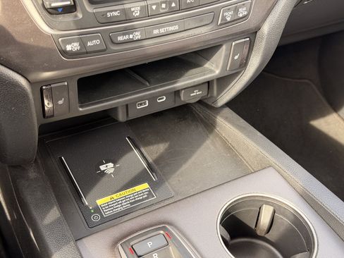 Certified 2024 Honda Passport EX-L image 24