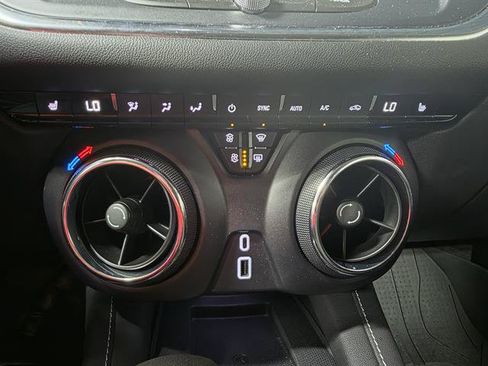 Certified 2023 Chevrolet Blazer LT w/ Convenience Package AWD/4WD image 19