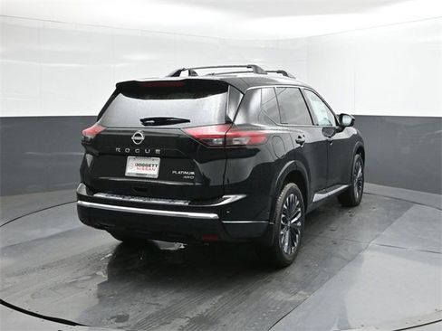 New 2026 Nissan Rogue Platinum w/ Platinum Premium Package image 11