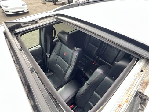 Used 2024 Dodge Durango GT image 22