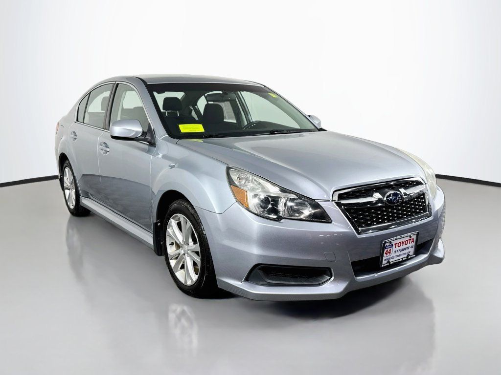 Used 2013 Subaru Legacy 2.5i Premium w/ All-Weather Pkg AWD/4WD image 10