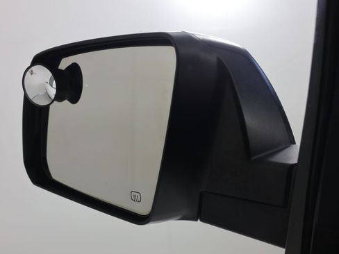 Used 2020 Toyota Tundra SR image 15