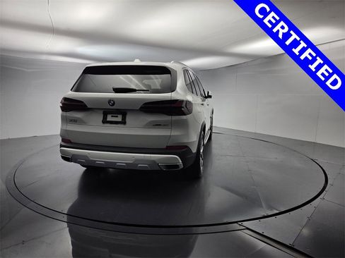 Certified 2024 BMW X5 xDrive40i image 8