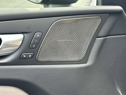 New 2026 Volvo XC60 B5 Plus w/ Climate Package PRO image 12