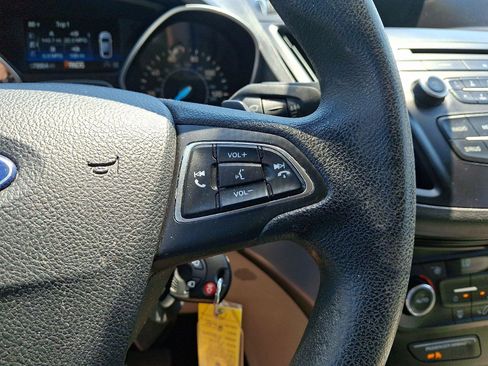 Used 2017 Ford Escape SE AWD/4WD image 21