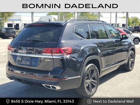 Used 2021 Volkswagen Atlas SE w/ Panoramic Sunroof Package image 4