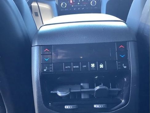 Certified 2023 Jeep Grand Cherokee Summit image 28