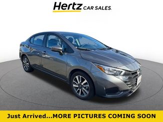 Used 2025 Nissan Versa SV video 1