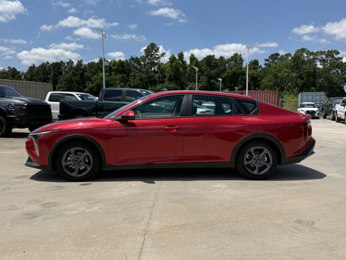 Used 2025 Kia K4 FWD image 9