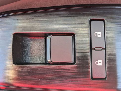 New 2026 Nissan Rogue SV FWD image 31