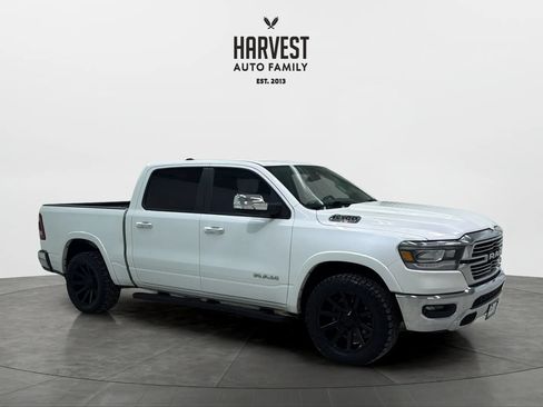 Used 2022 RAM 1500 Laramie AWD/4WD image 9