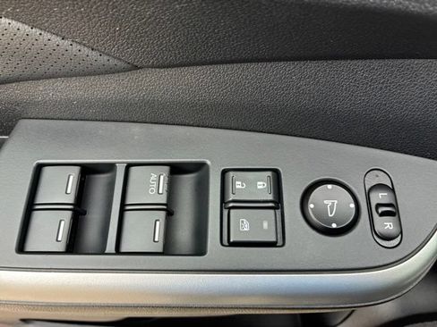Used 2015 Honda CR-V EX-L image 18