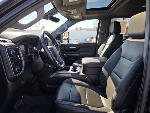 Used 2023 Chevrolet Silverado 2500 LTZ w/ LTZ Plus Package image 21