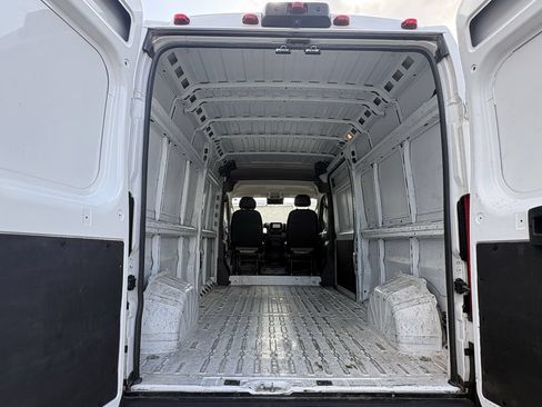 Used 2023 RAM ProMaster 2500 FWD image 24