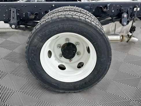 New 2026 Isuzu NPR RWD image 15
