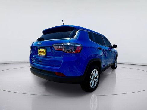 Used 2025 Jeep Compass Sport AWD/4WD image 5