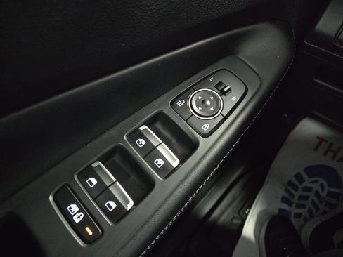 Used 2023 Hyundai Santa Fe SEL Premium image 33