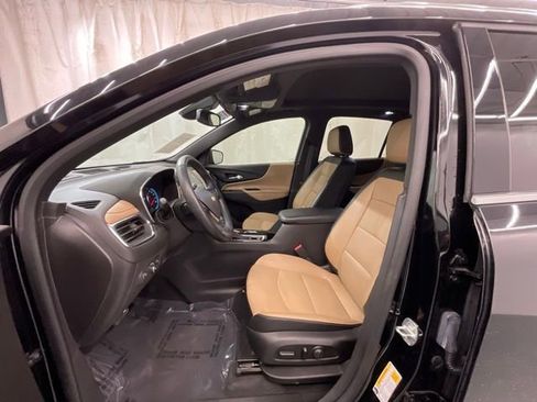 Used 2023 Chevrolet Equinox Premier FWD image 10