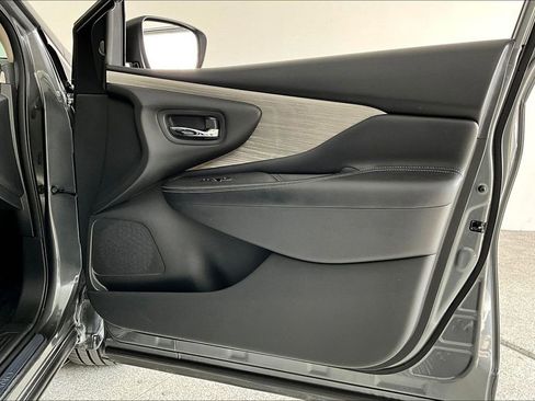 Used 2018 Nissan Murano Platinum image 22