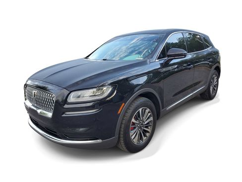 Used 2023 Lincoln Nautilus Reserve AWD/4WD image 2
