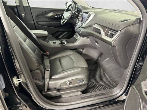 Used 2024 GMC Terrain SLT AWD/4WD image 13