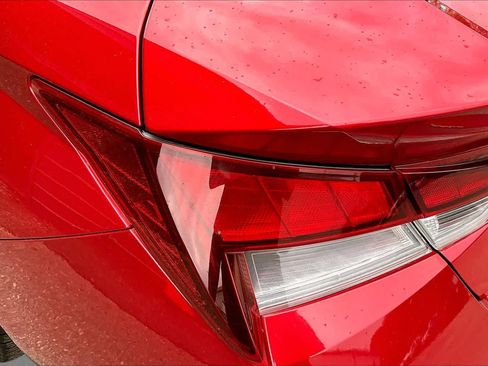 Used 2022 Hyundai Elantra SEL FWD image 51