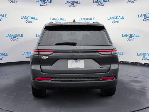 Used 2023 Jeep Grand Cherokee Limited w/ Black Appearance Package image 7