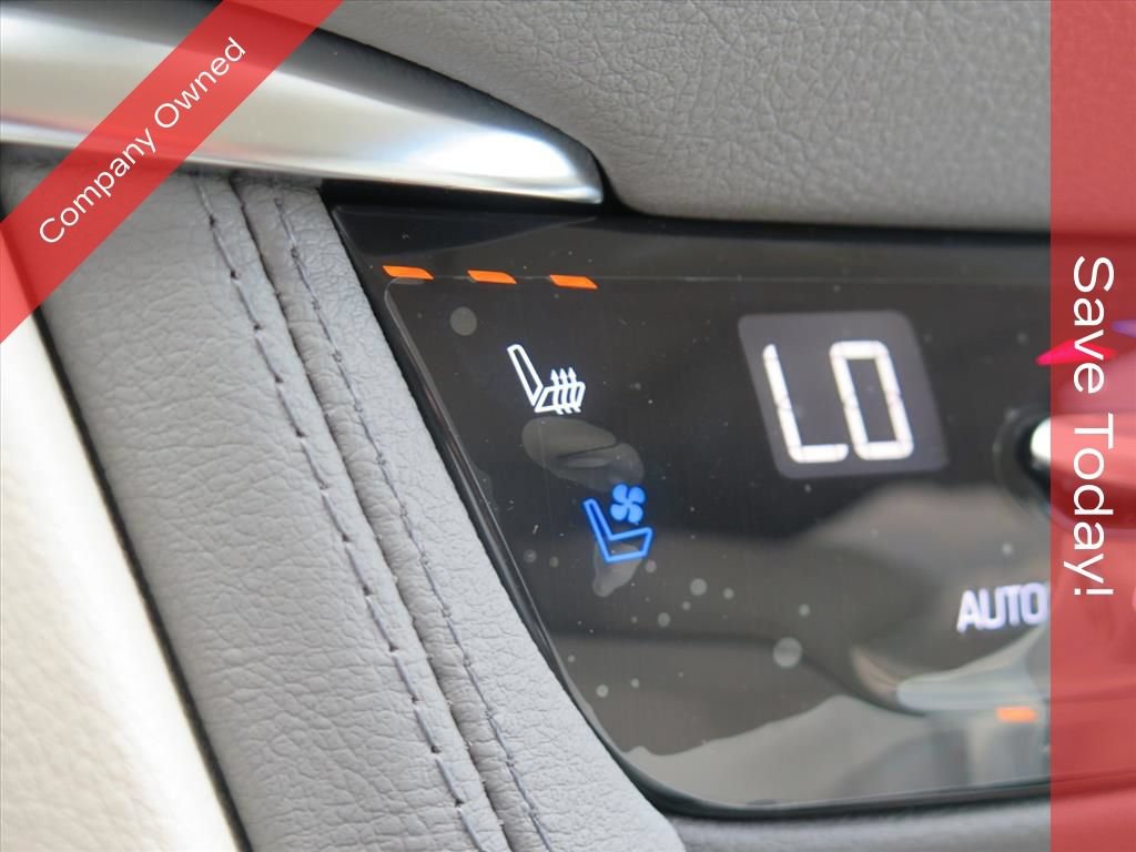 New 2026 Cadillac XT5 Premium Luxury w/ Driver Assist Package FWD image 17