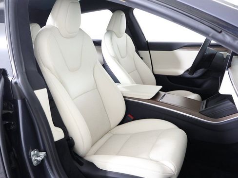 Used 2022 Tesla Model S AWD/4WD image 36